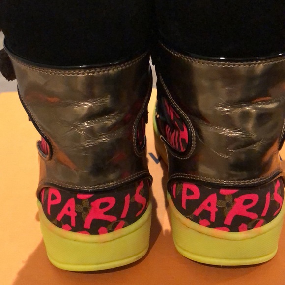 Louis Vuitton graffiti sneakers - Picture 11 of 16